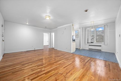 67-30 Clyde Street 6G Forest Hills NY 11375