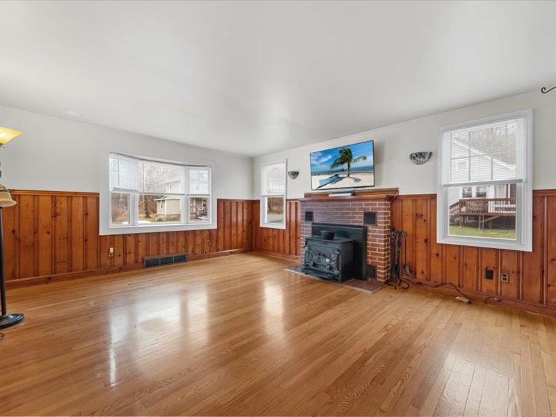 9 Emboden Avenue, Otisville, New York image 11