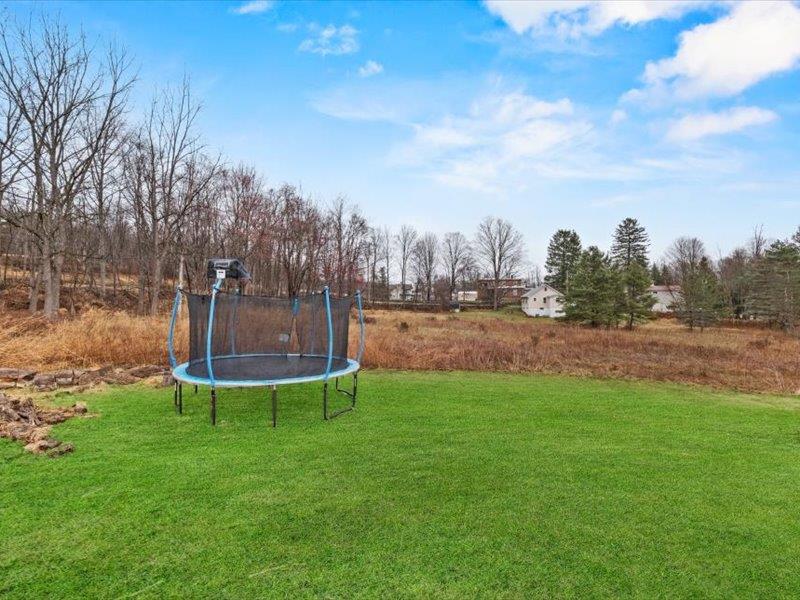 9 Emboden Avenue, Otisville, New York image 36