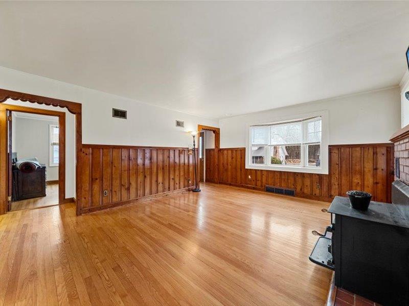 9 Emboden Avenue, Otisville, New York image 12