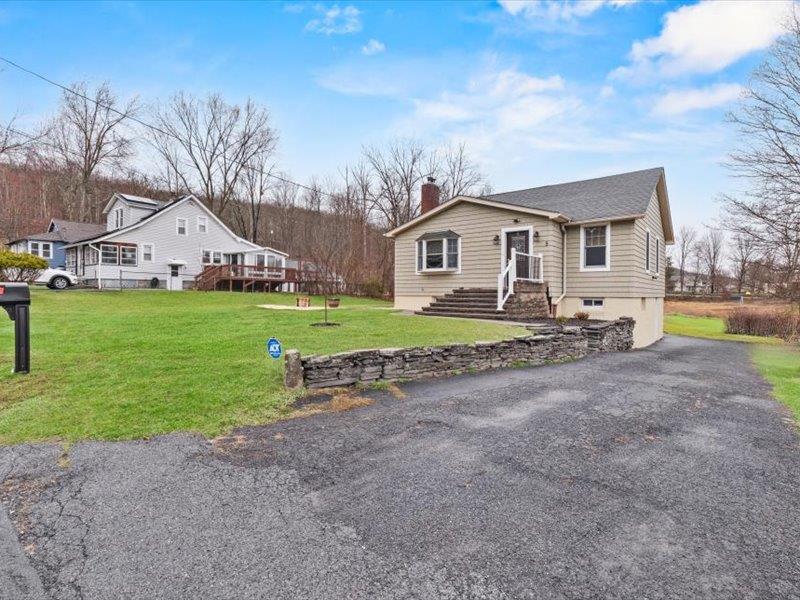 9 Emboden Avenue, Otisville, New York image 4