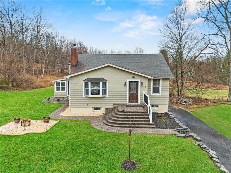 9 Emboden Avenue, Otisville, New York image 2