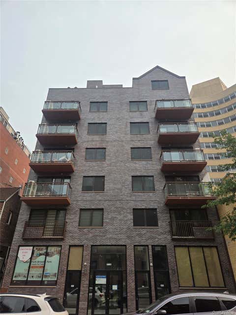 Condo For Sale - 97-40 64th Avenue #7A<br/> Rego Park, NY 11374