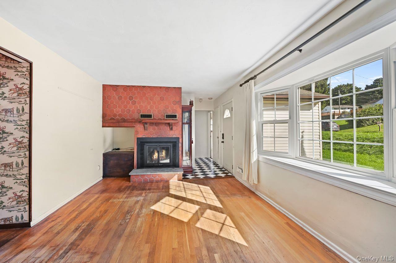 21 Allan Road