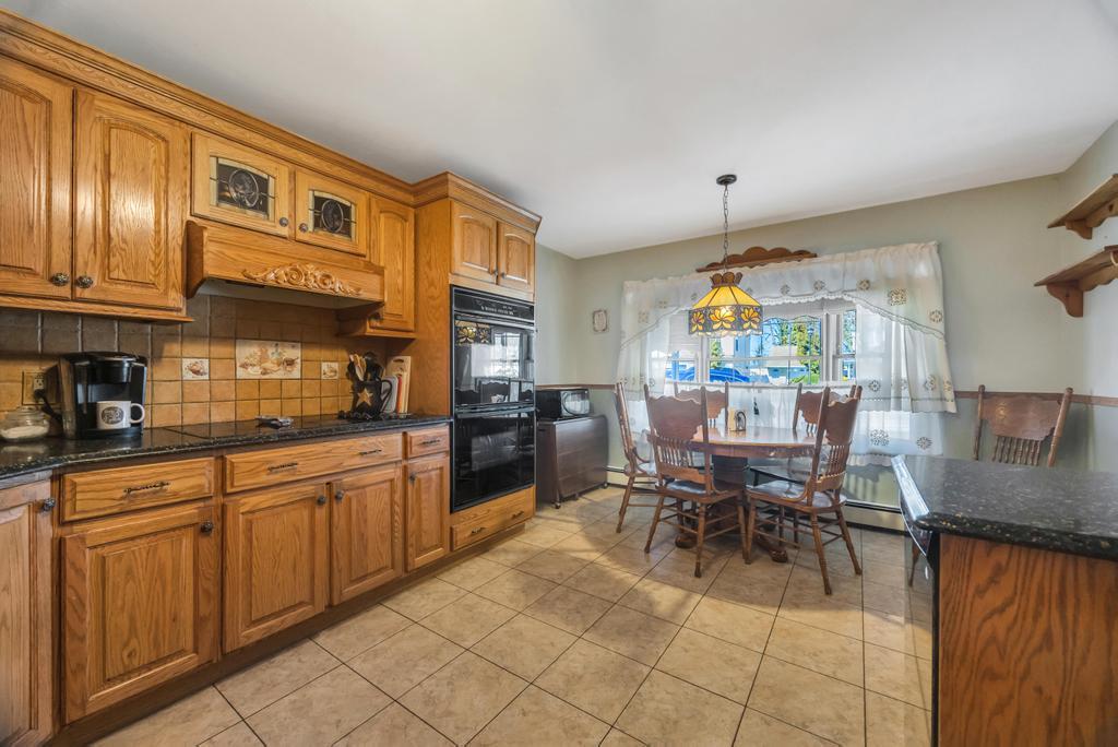 38 Cliff Lane, Levittown, Florida image 2