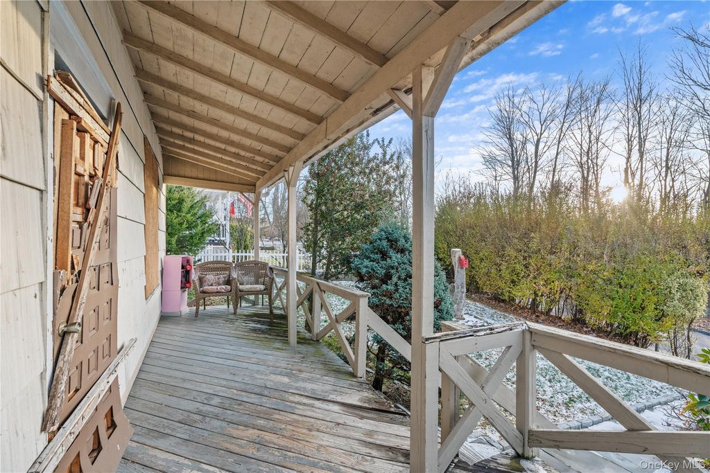 Photo of 1798 Summit Street, Yorktown Heights, NY 10598 (MLS # 941488)