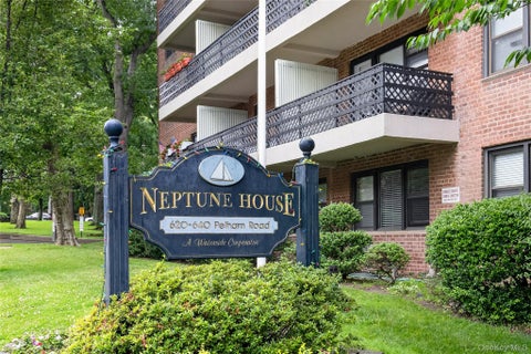 Homes For Sale - 640 Pelham Road #5G<br/> Westchester County, New Rochelle, NY 10805