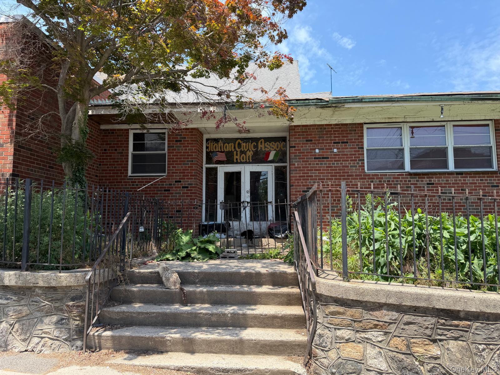 Photo 1 of 2 — 208 N 5th Avenue, Mount Vernon, NY 10550