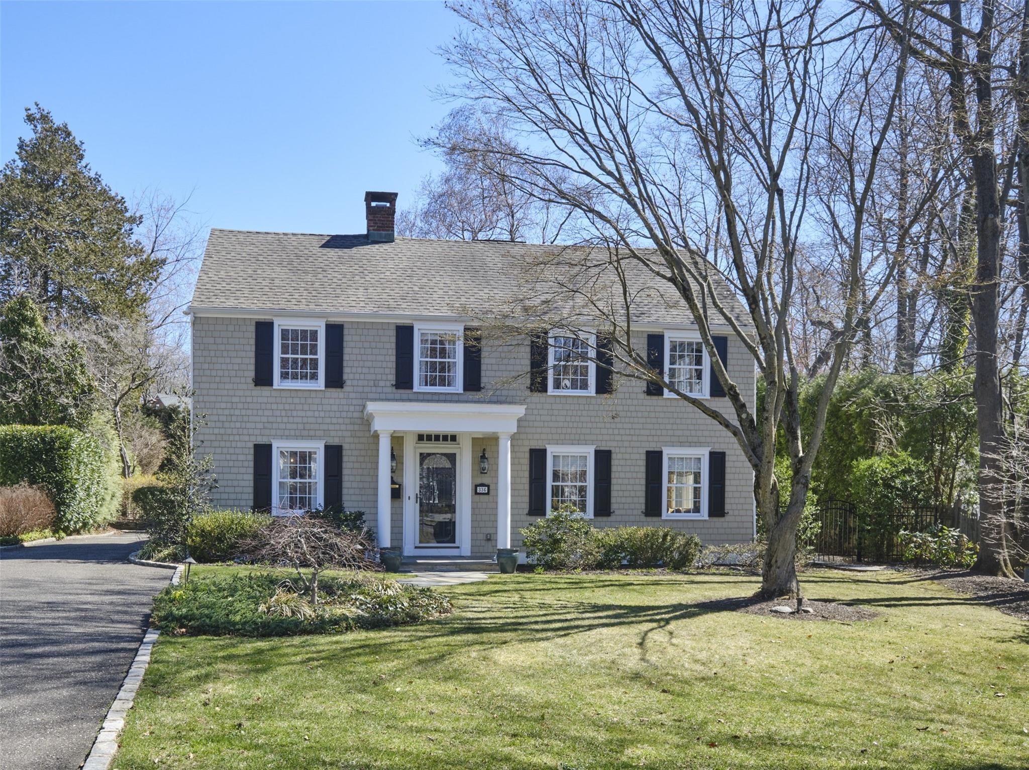 336 Nassau Avenue, Manhasset, New York image 1