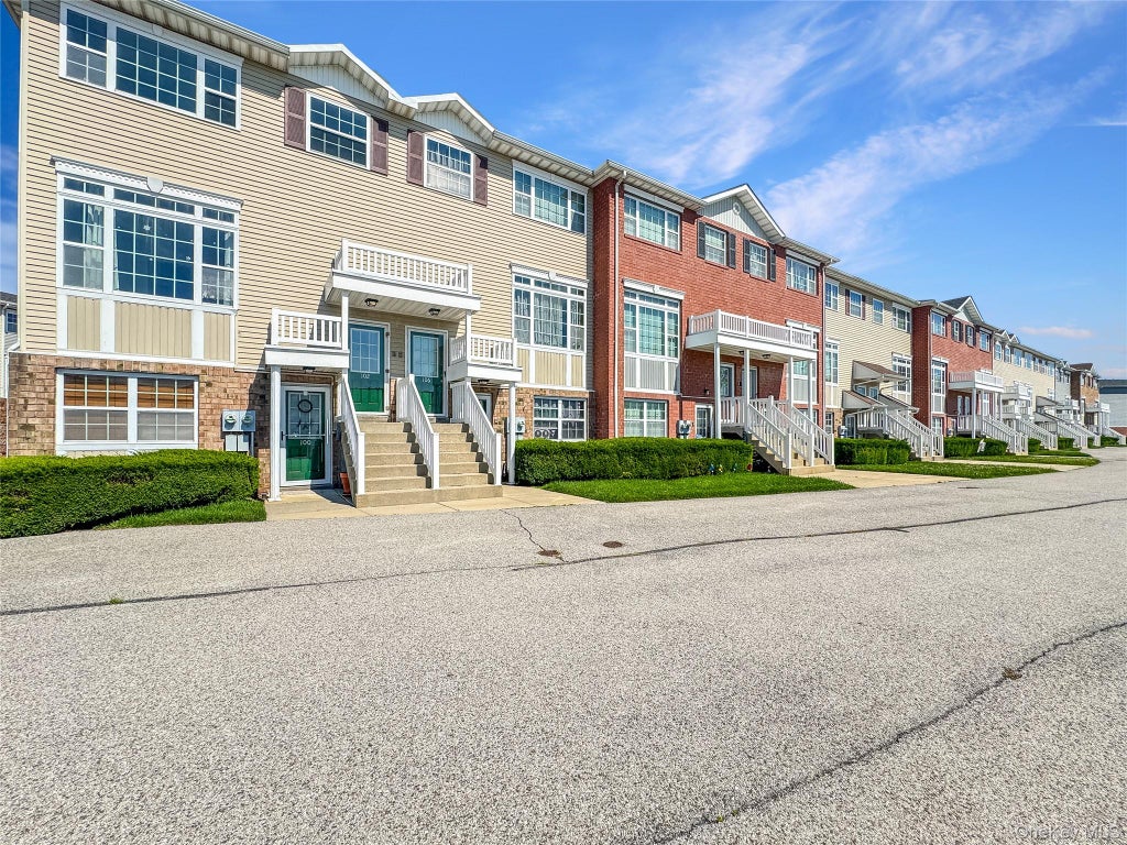 Photo of 102 Surf Drive, Bronx, NY 10473 (MLS # 1035885)
