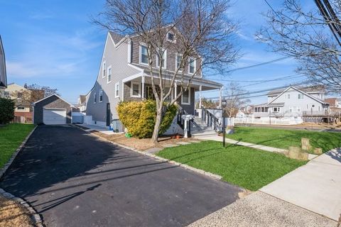 268 Miller Avenue, Freeport, NY 11520 - MLS#: 819144