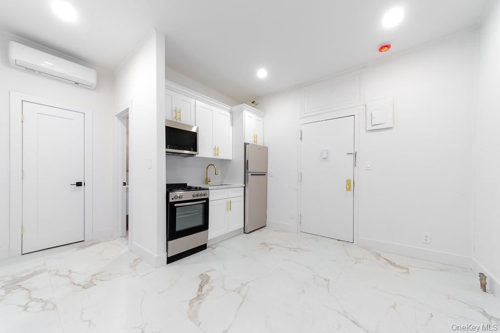 315 Riverside Boulevard 5