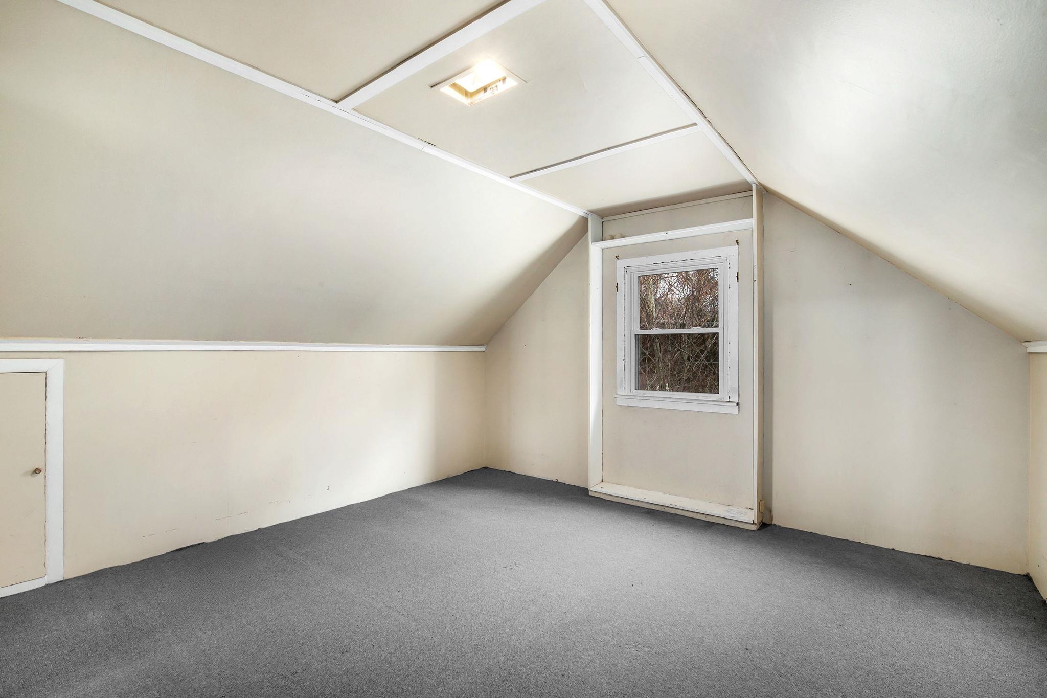 882 King Street, Peekskill, New York image 13