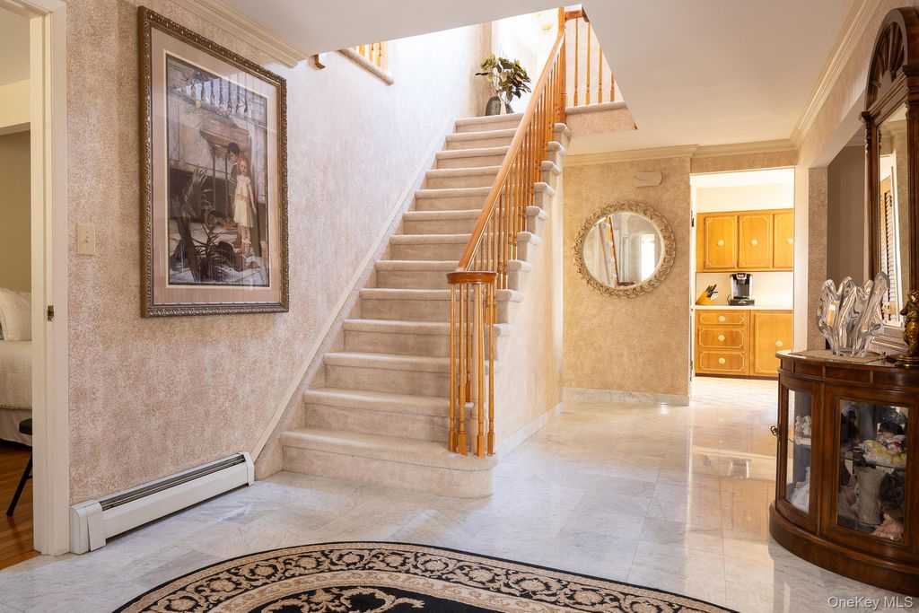 Photo of 53 Tulipwood Dr Dr, Commack, NY 11725 (MLS # 942646)