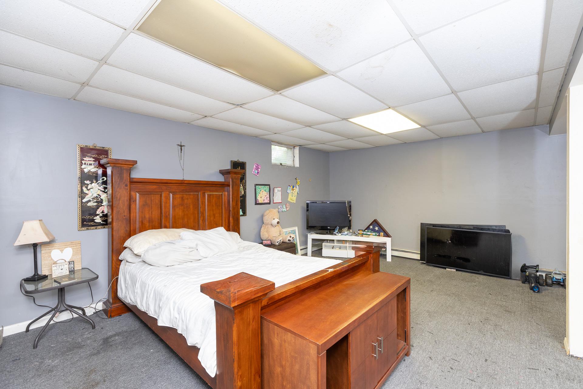 449 Terry Blvd Blvd, Holbrook, New York image 25