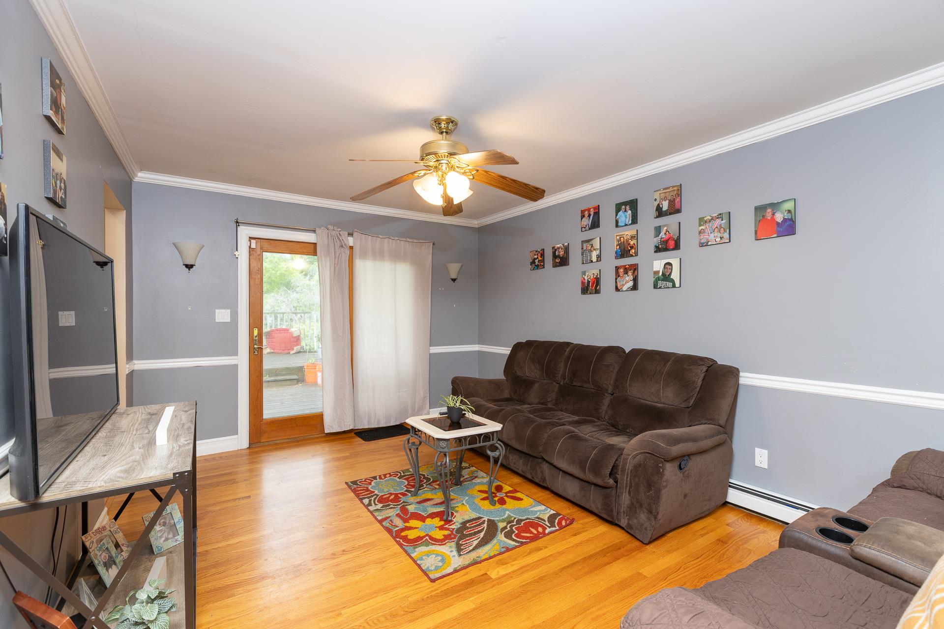 449 Terry Blvd Blvd, Holbrook, New York image 18