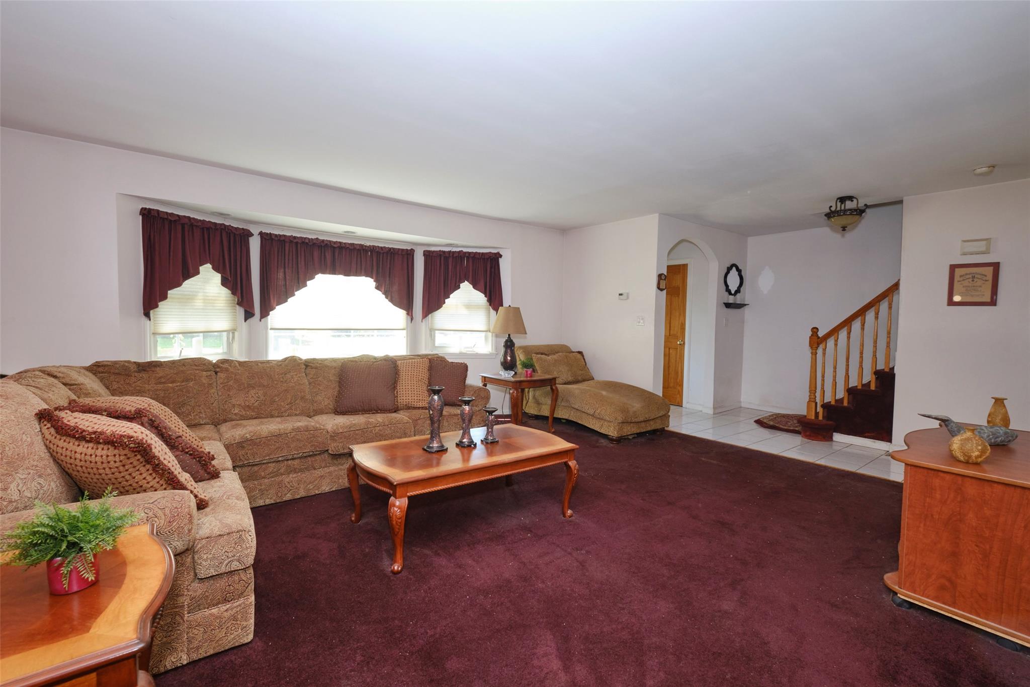 225 Oak Street, Floral Park, New York image 5