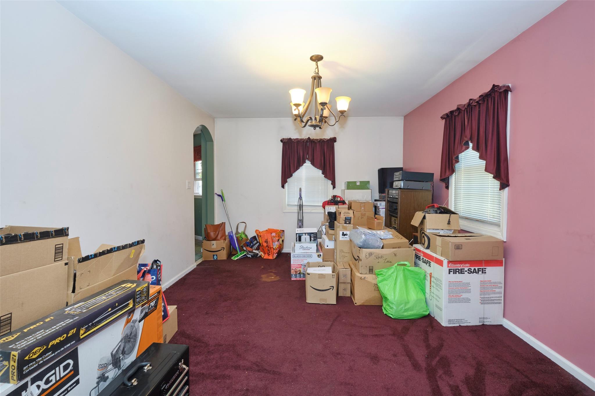 225 Oak Street, Floral Park, New York image 8