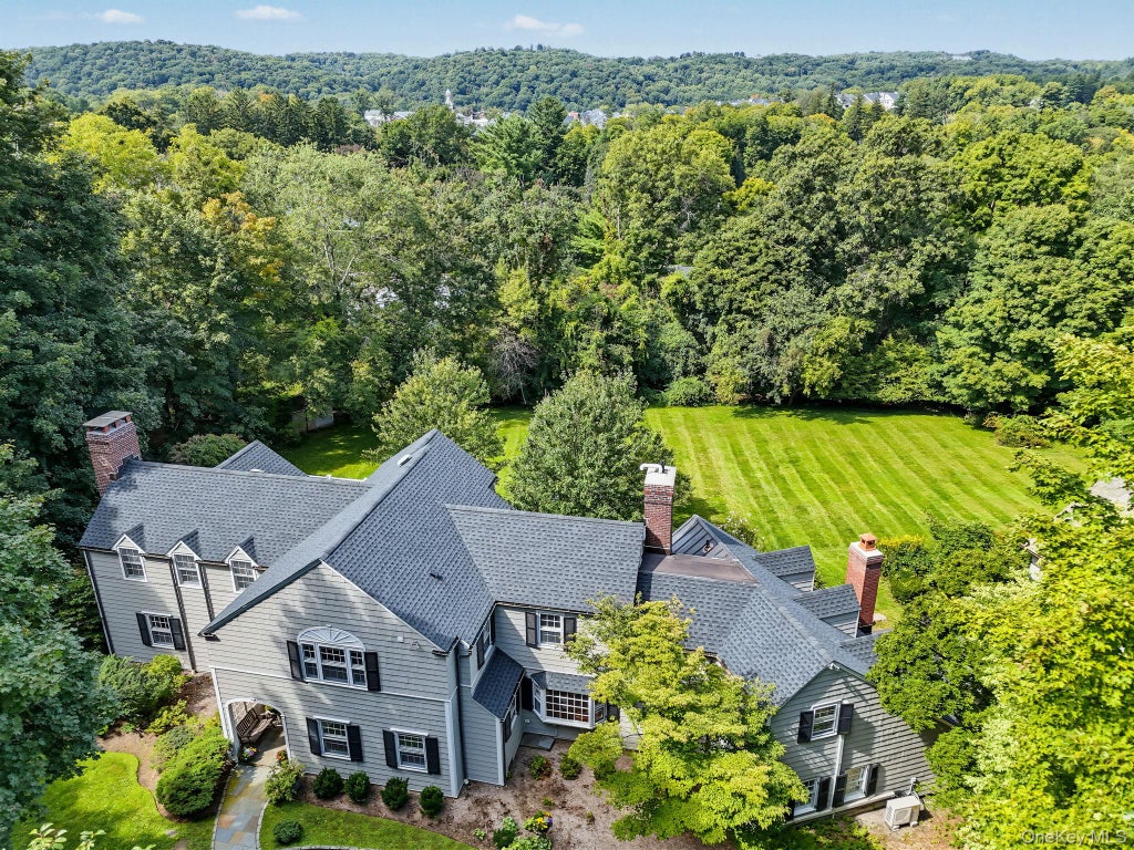Photo of 18 Ivy Hill Road, Chappaqua, NY 10514 (MLS # 923774)
