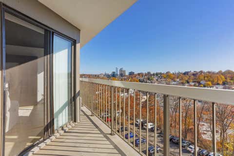 Homes For Sale - 500 High Point Drive #709<br/> Westchester County, Hartsdale, NY 10530