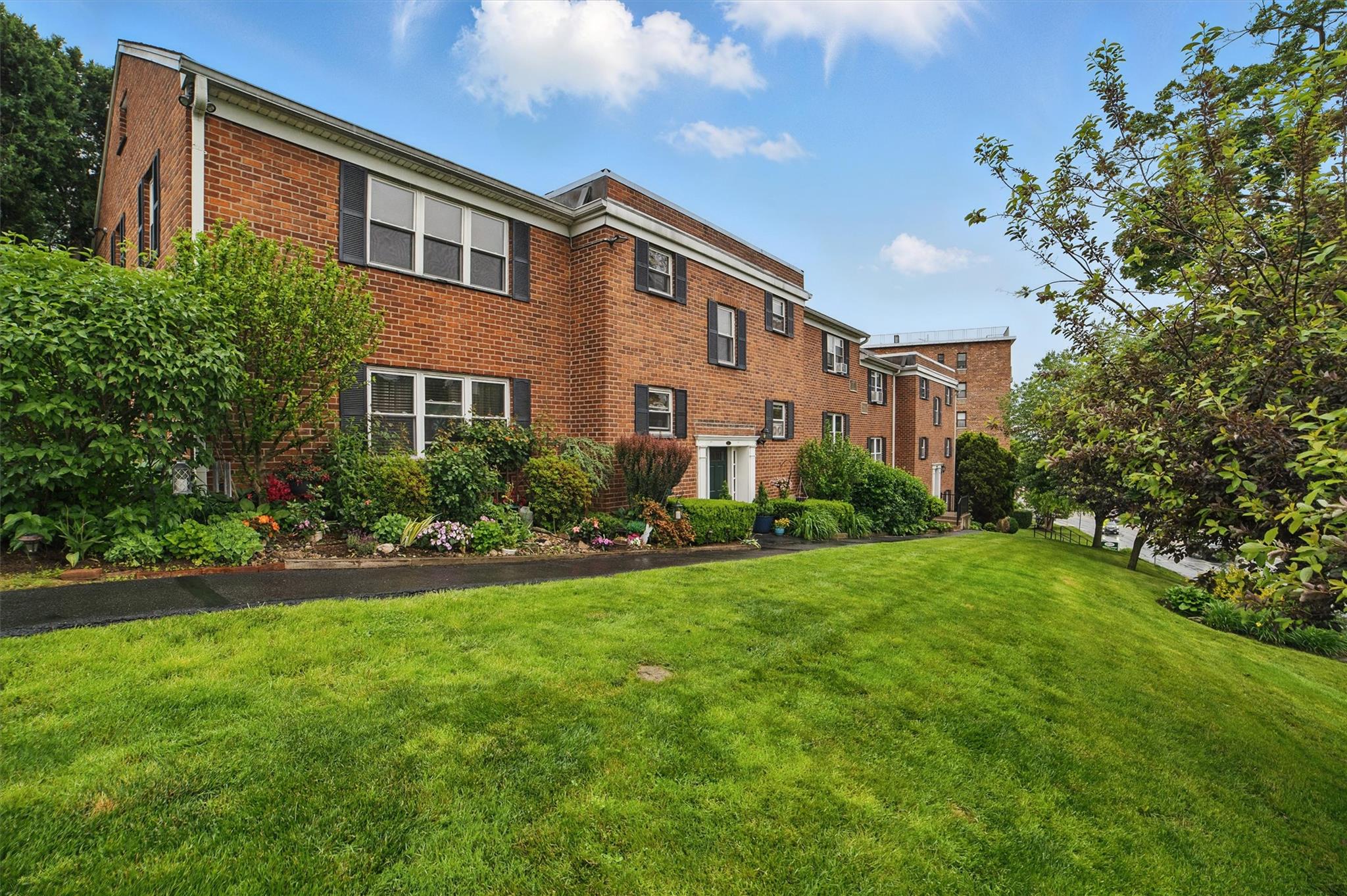 135 Highland Avenue #D1, Ossining, New York image 2