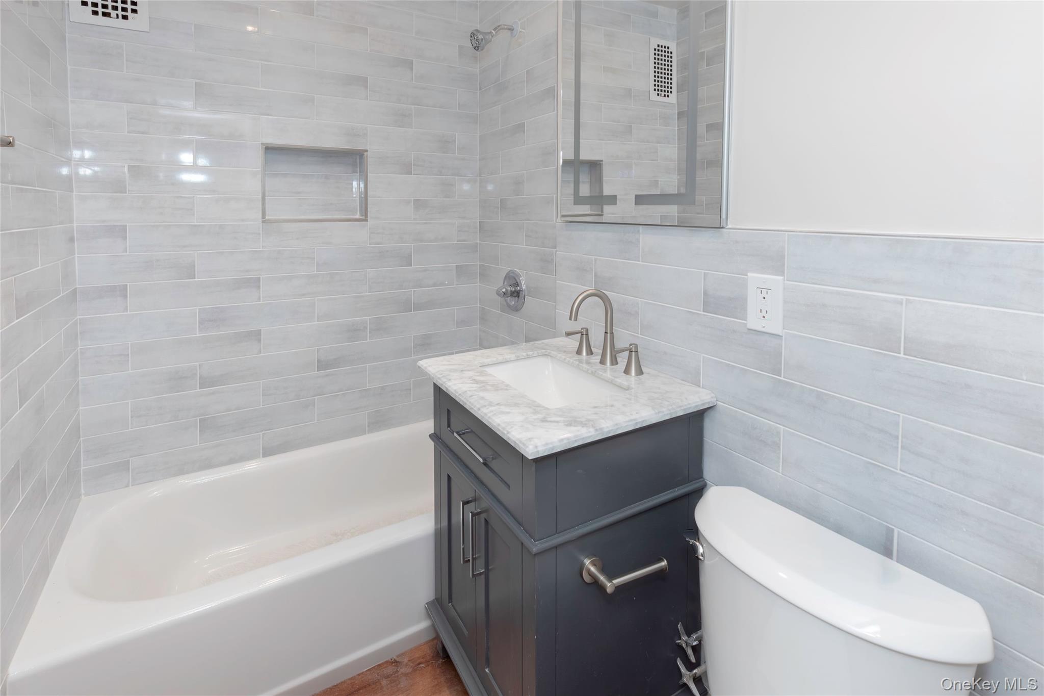 12 Westchester Avenue 4H