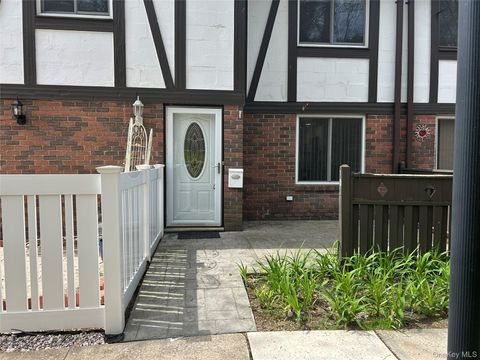 Photo of 103 Birchwood Road #3, Medford, NY 11763 (MLS # 989920)