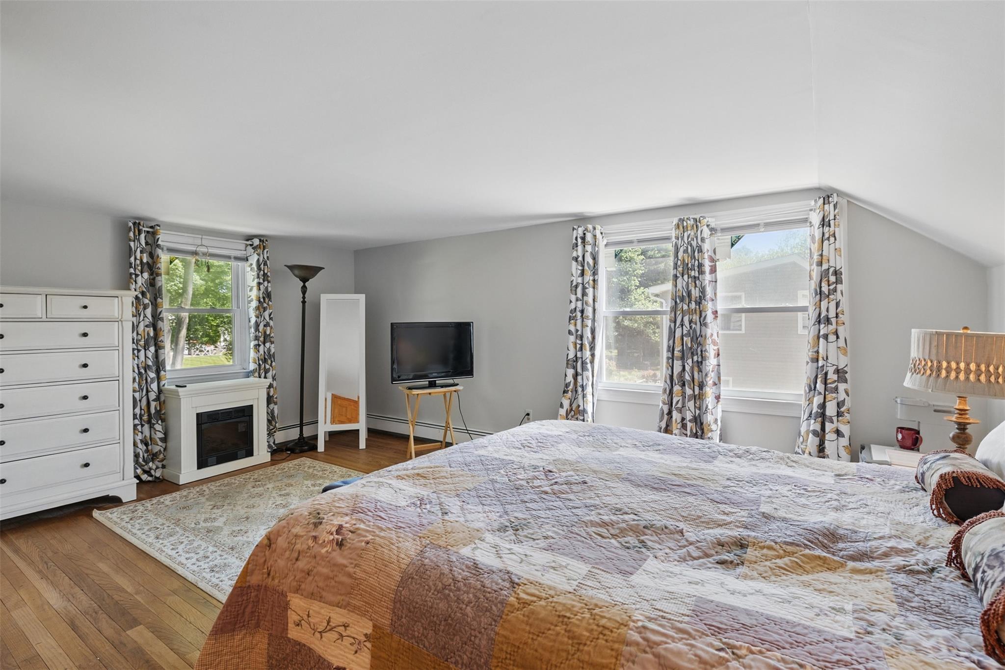 1 Huguenot Road, Tillson, New York image 29