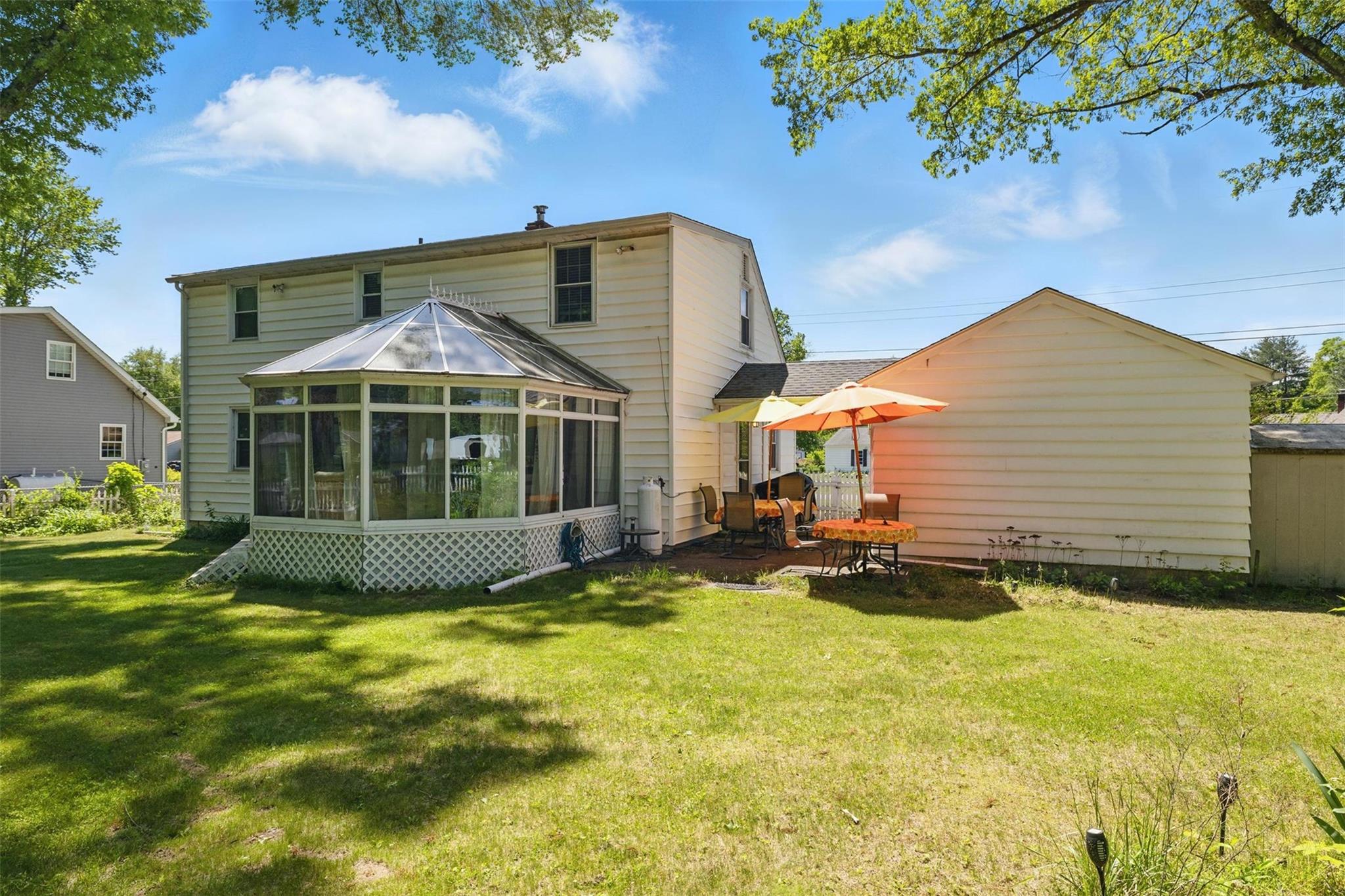 1 Huguenot Road, Tillson, New York image 6