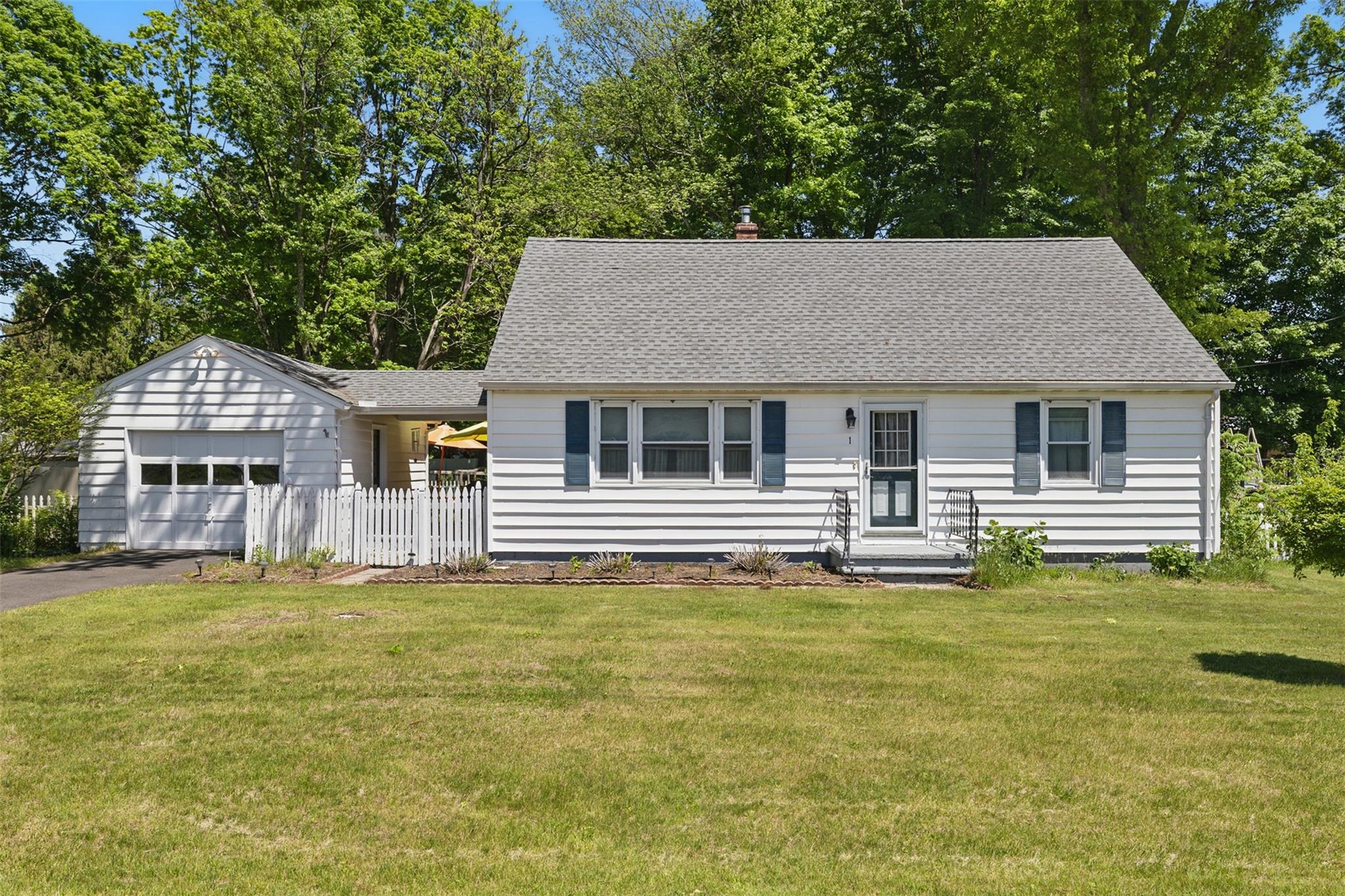 1 Huguenot Road, Tillson, New York image 3
