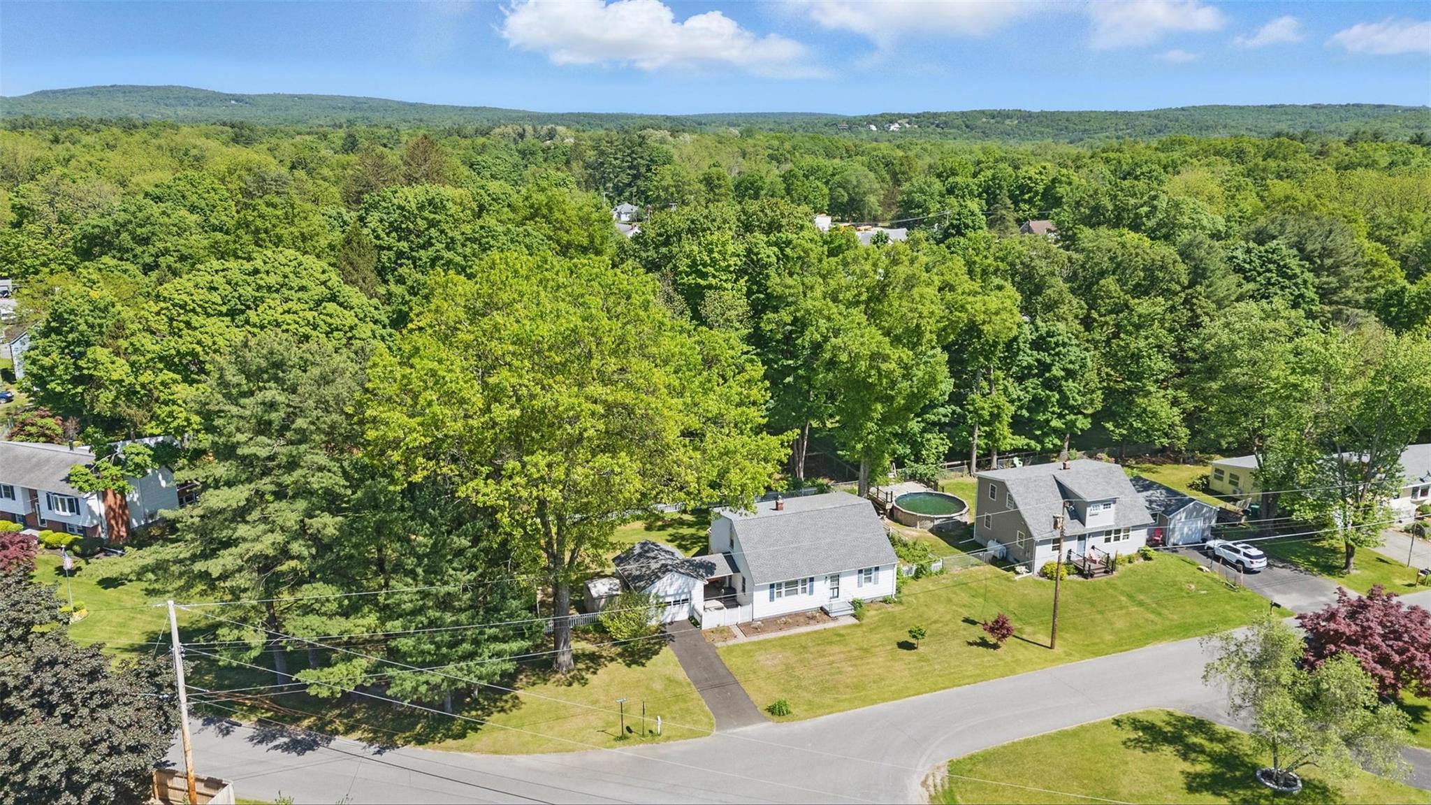 1 Huguenot Road, Tillson, New York image 36