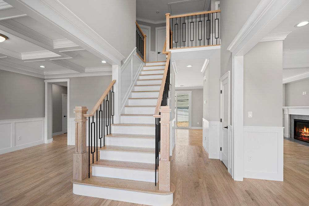 407 Wellington Road