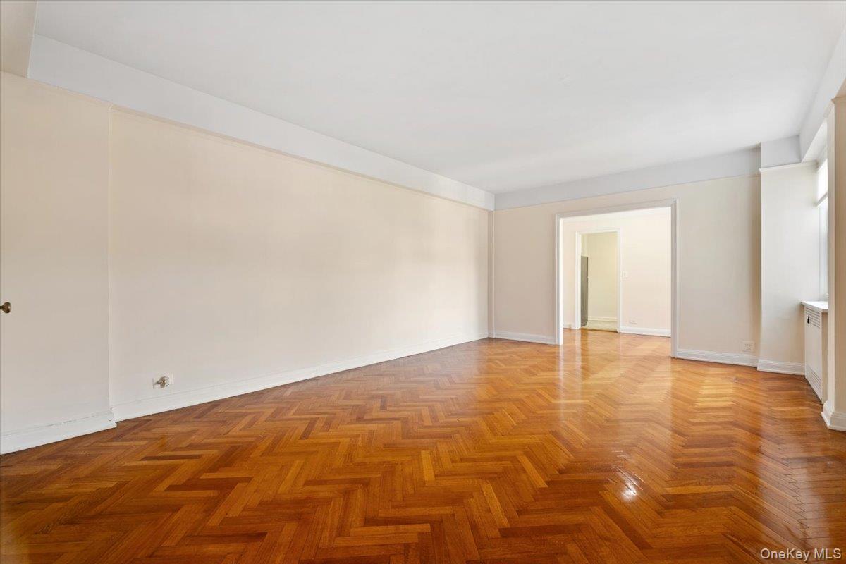 45 Popham Road 4J