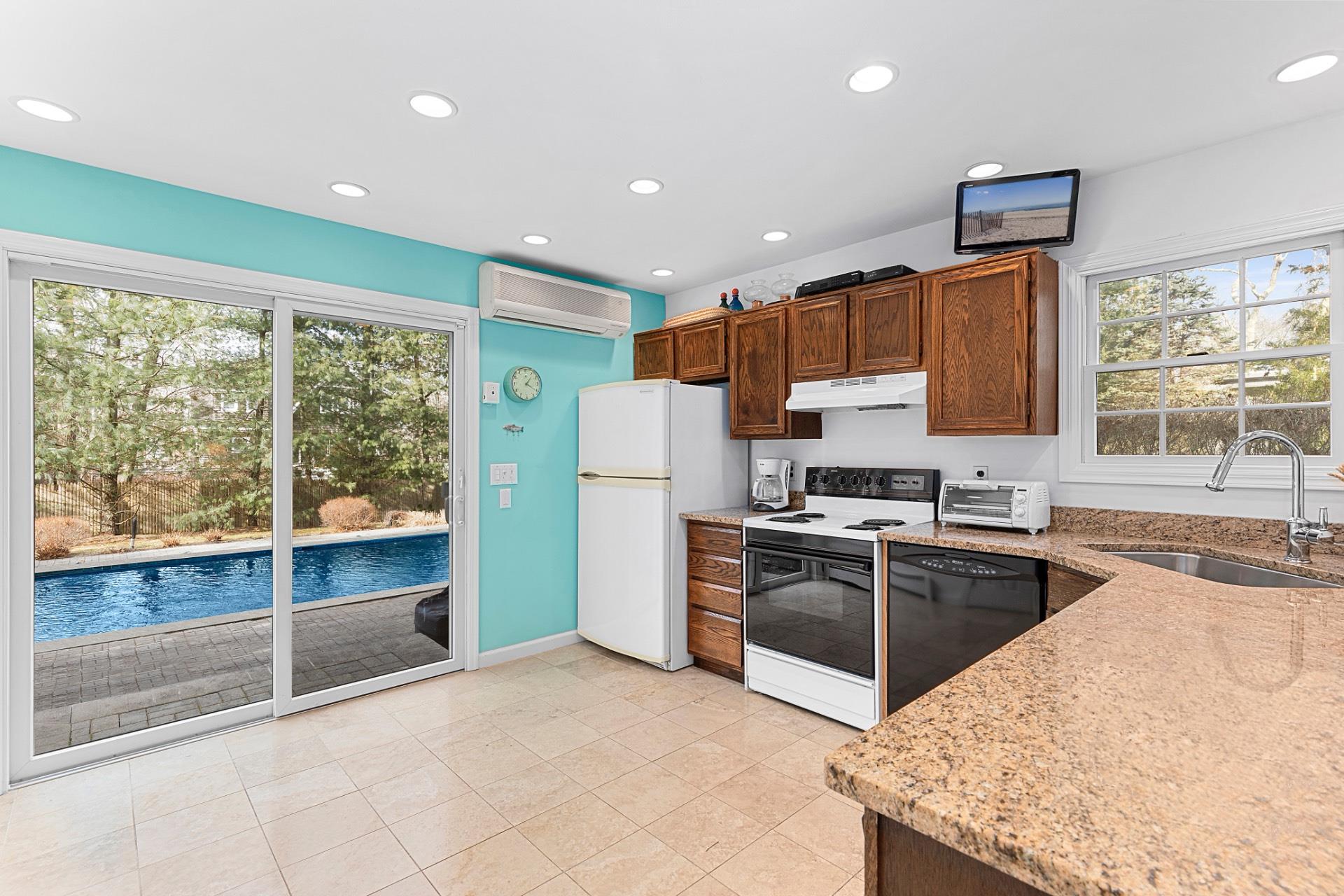 659 Accabonac Road