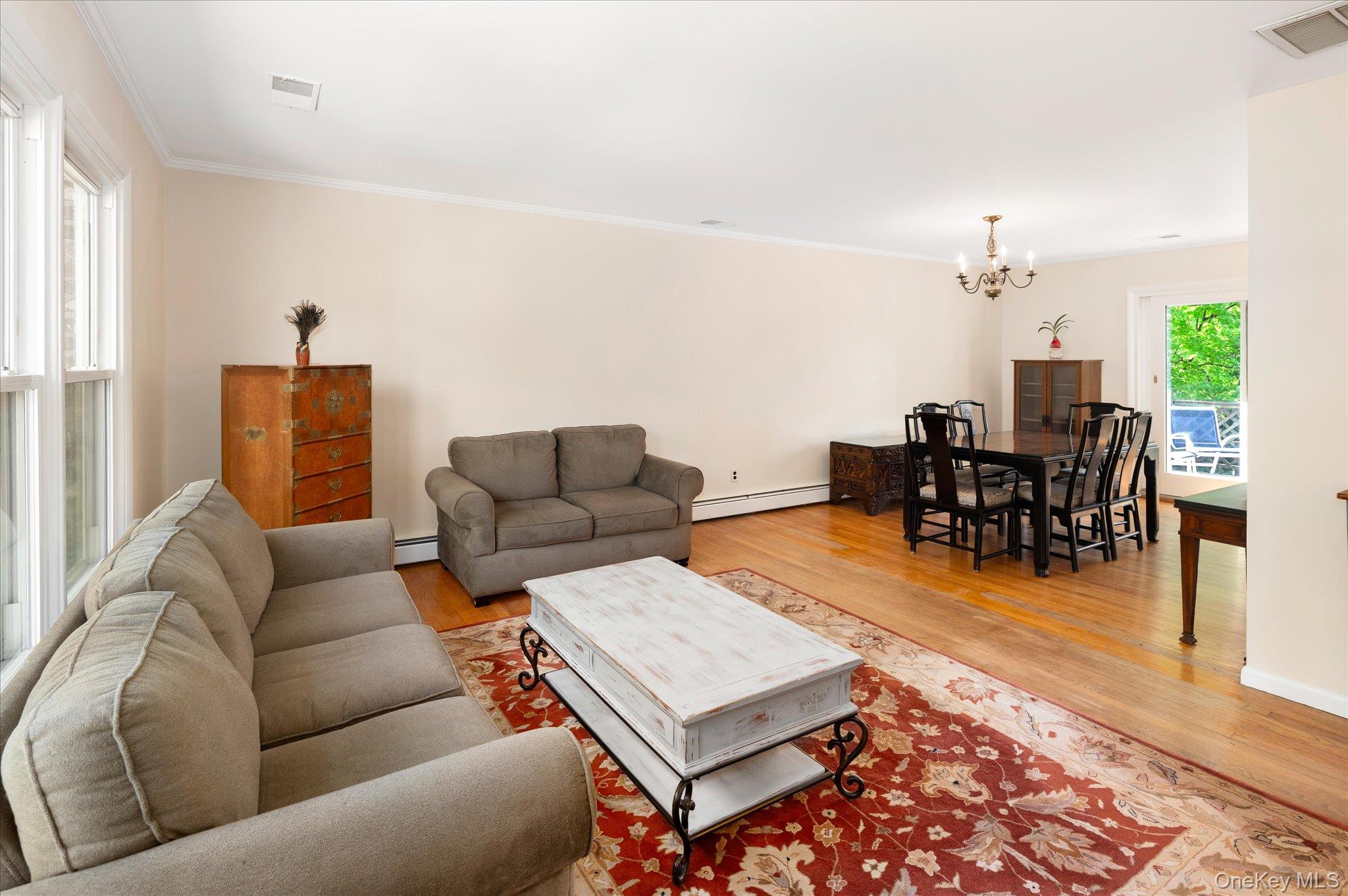 6 Amawalk Avenue