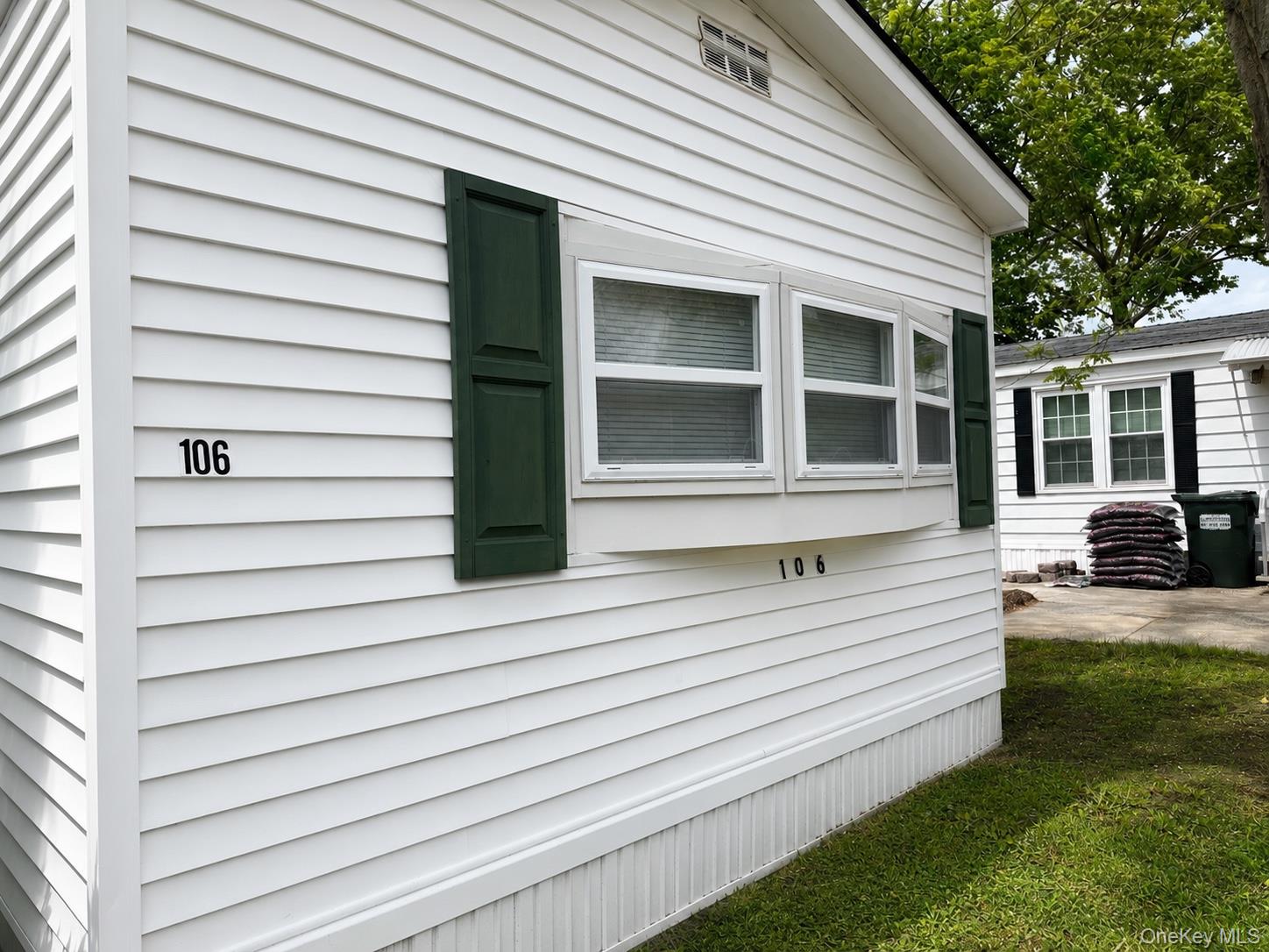 1964 River Road 106