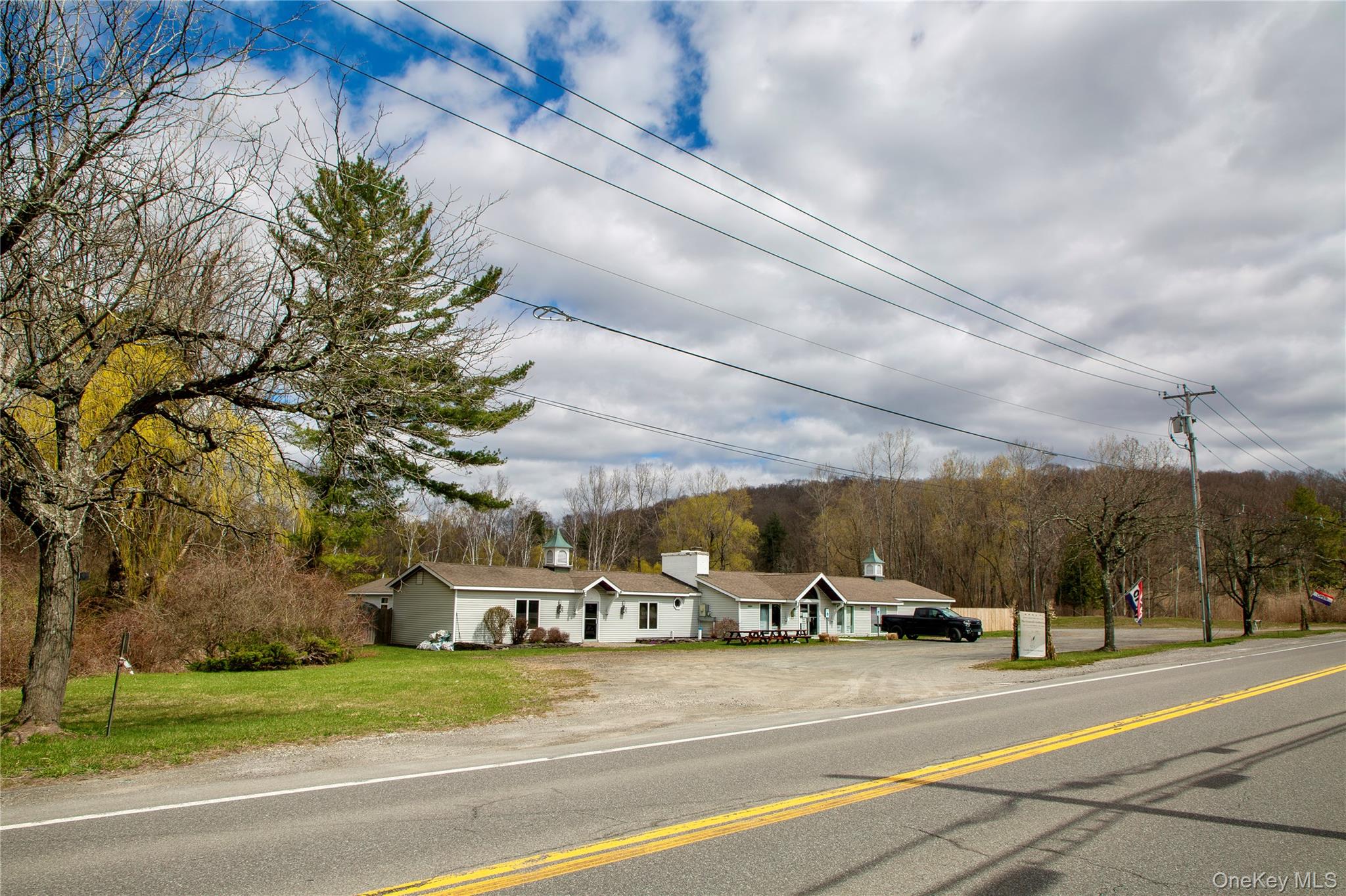 3815-3817 Route 44