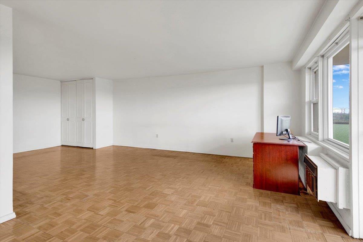 1841 Central Park Avenue #18P, Yonkers, New York image 14