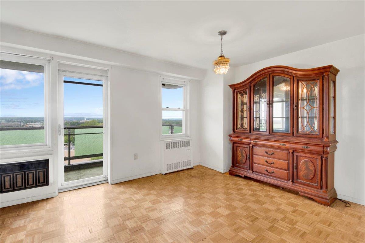 1841 Central Park Avenue #18P, Yonkers, New York image 12