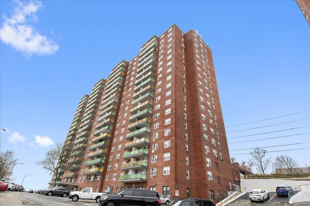 1841 Central Park Avenue #18P, Yonkers, New York image 25