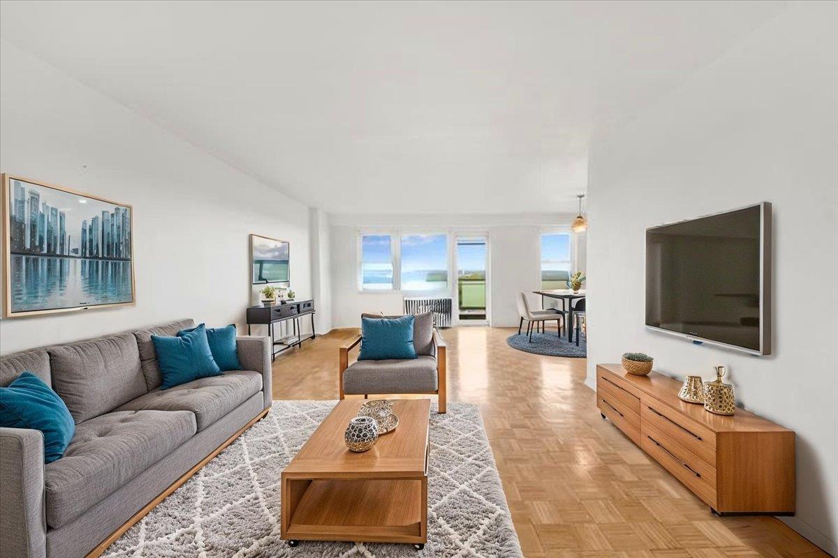 1841 Central Park Avenue #18P, Yonkers, New York image 3