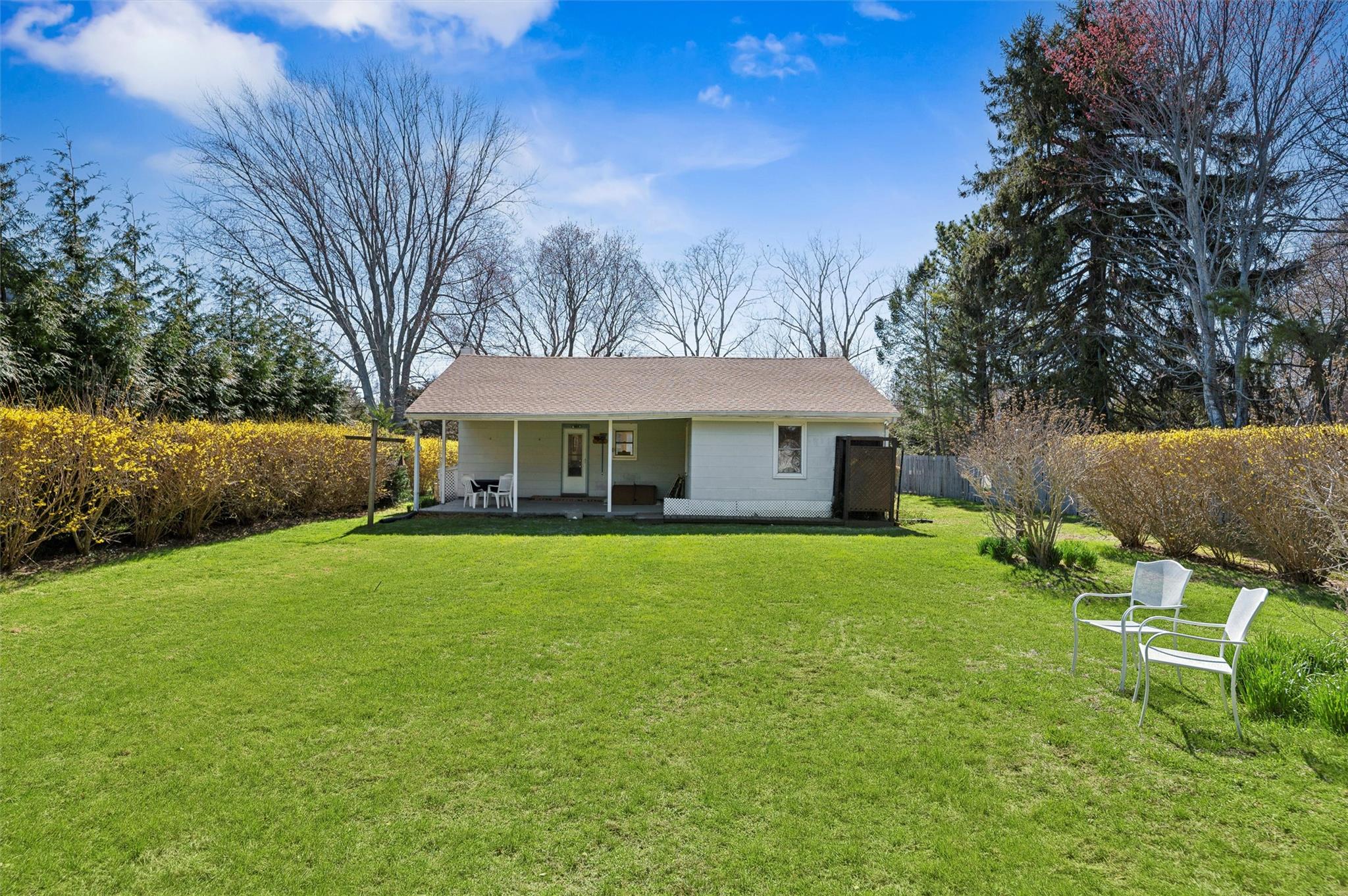 1055 Shipyard Lane, East Marion, New York image 3
