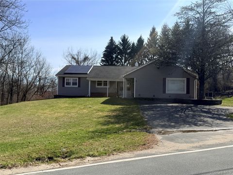 77 Upper rd Road Middletown NY 10940