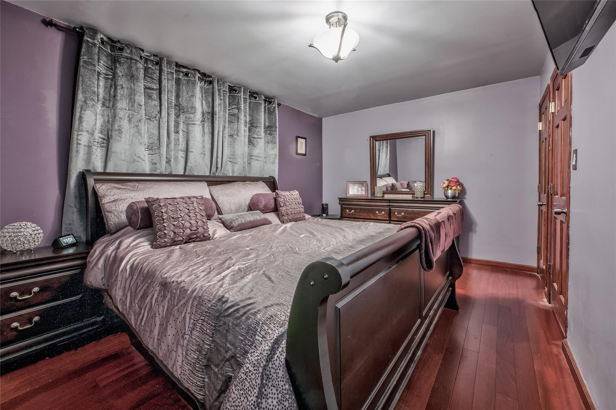 6546 79th Place, Middle Village, New York image 17