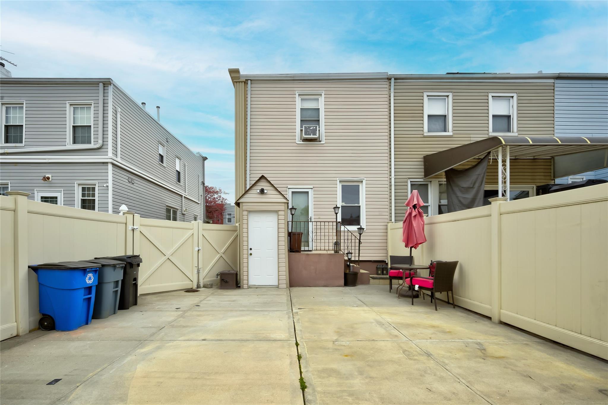 6546 79th Place, Middle Village, New York image 25