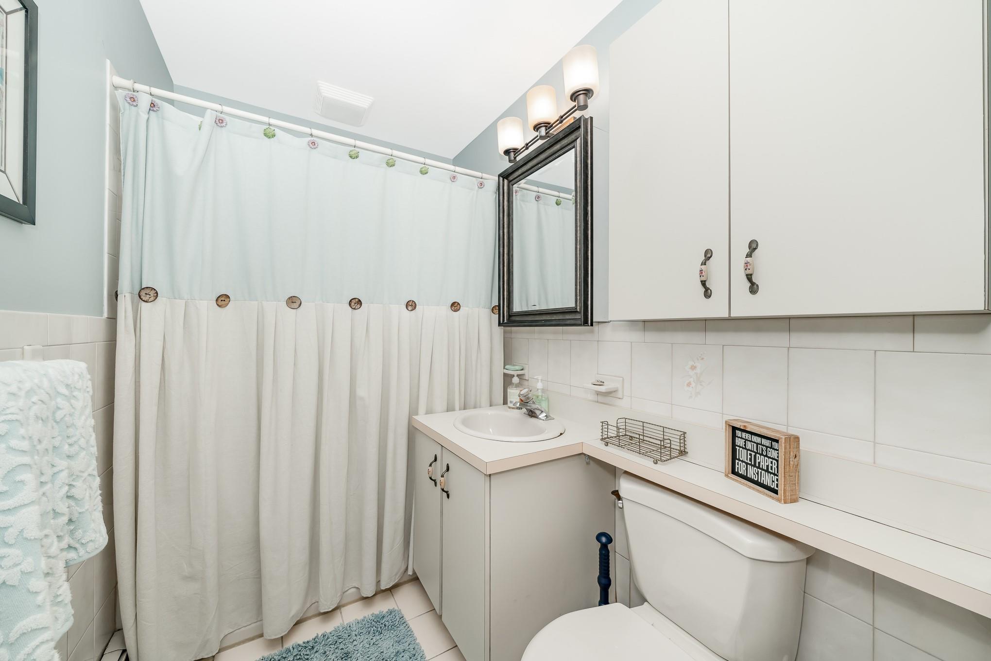 29 Water Lane, Levittown, New York image 14