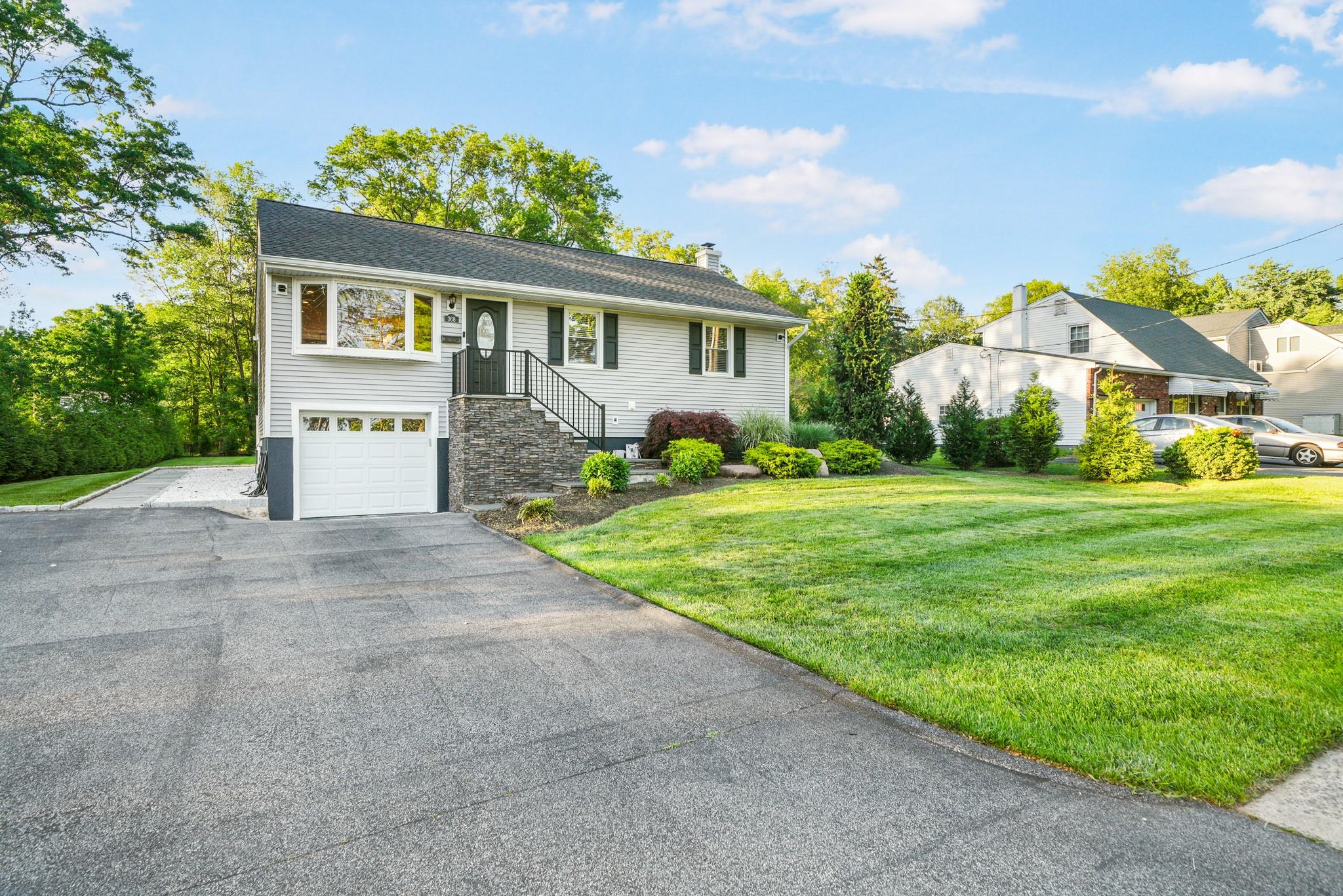 368 Convent Road, Blauvelt, New York image 3