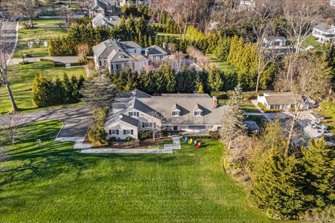 Homes For Sale - 100 Elderfields Road<br/> Nassau County, Manhasset, NY 11030
