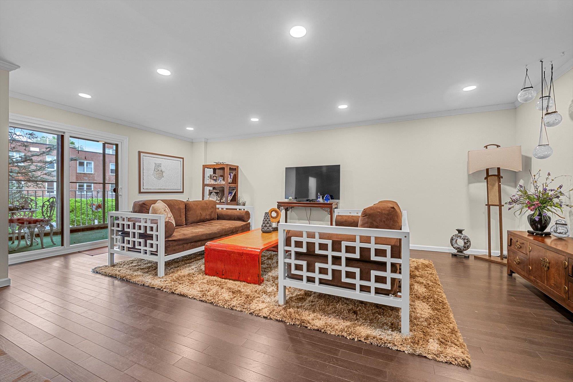 1390 Broadway #107, Hewlett, New York image 4