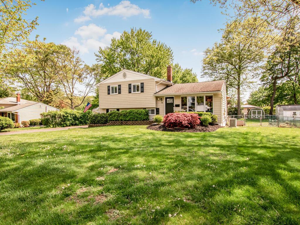 70 Lyncrest Avenue, New City, New York image 2